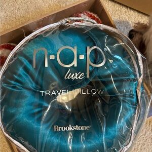 Brookstone NAP Luxe Blue Travel Pillow